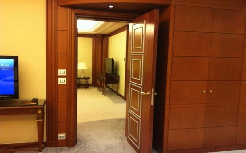 The Ritz-Carlton, Riyadh - Oda
