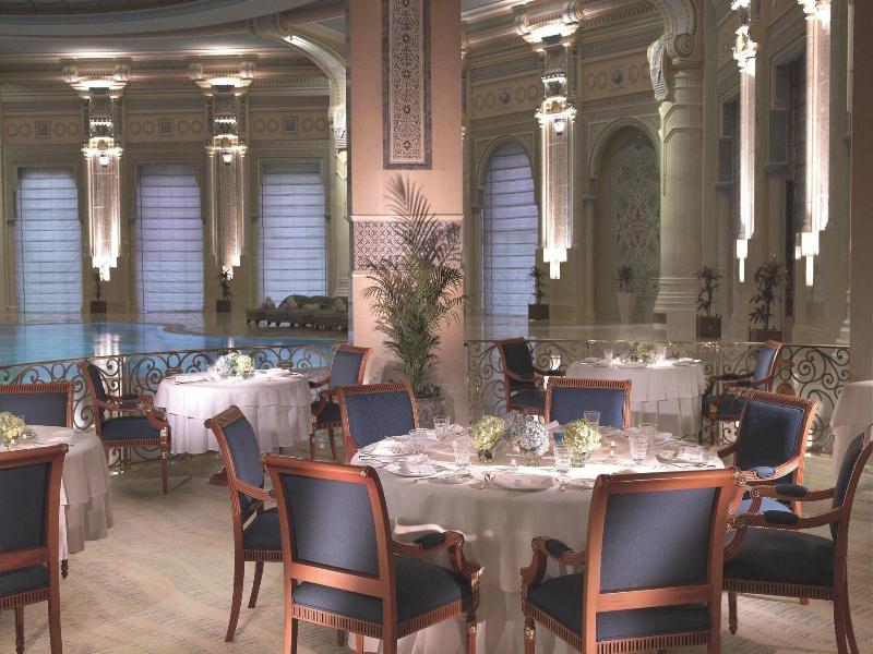The Ritz-Carlton, Riyadh - Restoran