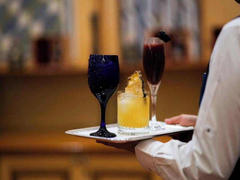 The Ritz-Carlton, Riyadh - Restoran