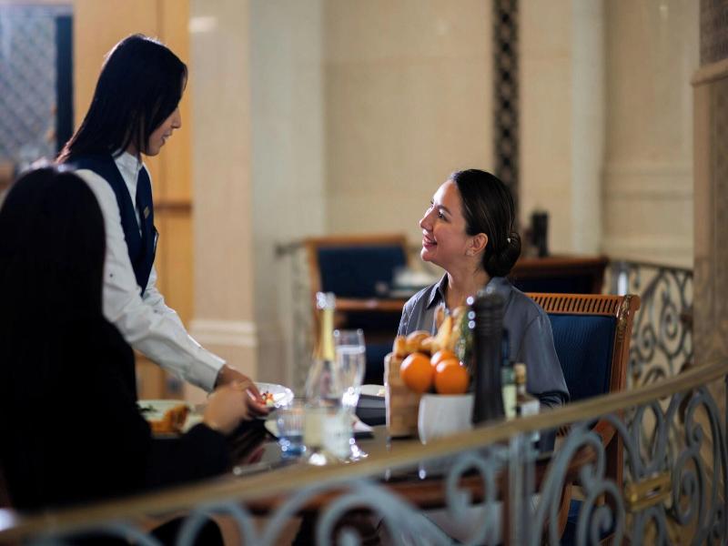 The Ritz-Carlton, Riyadh - Restoran