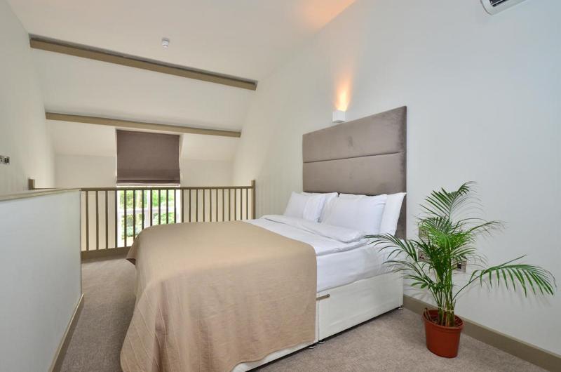Arch Hotel - Oda