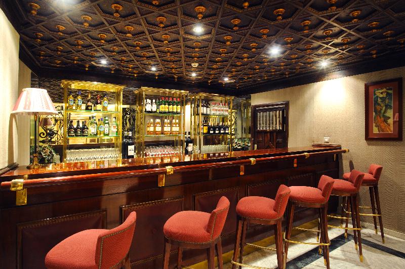 Becquer - Bar