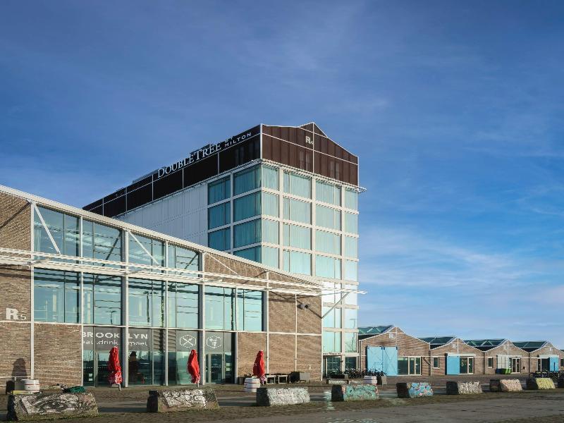 DoubleTree by Hilton NDSM Wharf - Genel
