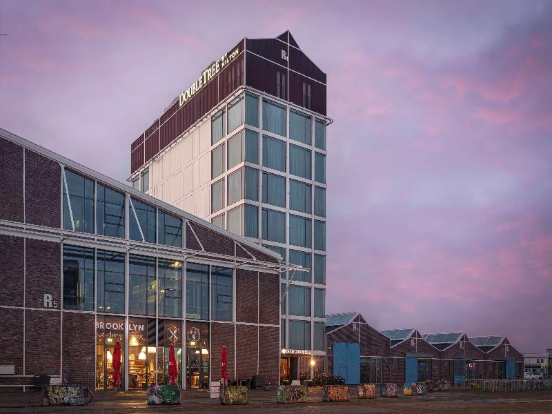 DoubleTree by Hilton NDSM Wharf - Genel