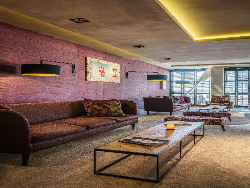 DoubleTree by Hilton NDSM Wharf - Genel