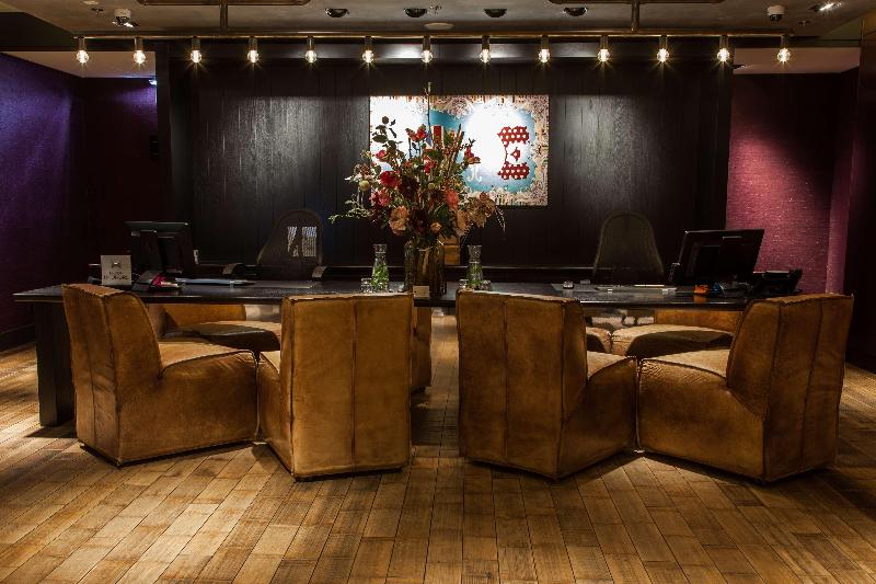 DoubleTree by Hilton NDSM Wharf - Genel