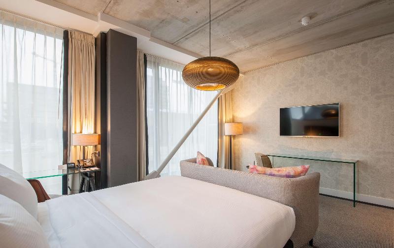 DoubleTree by Hilton NDSM Wharf - Oda