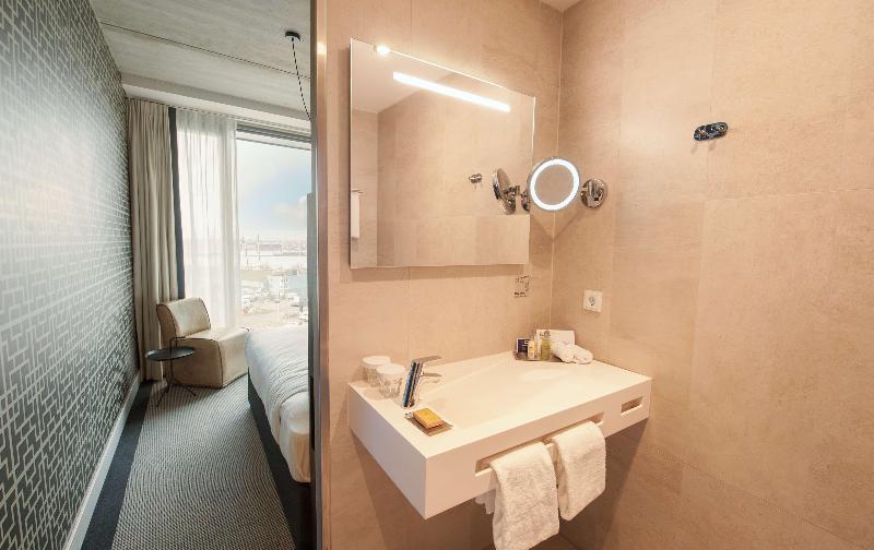 DoubleTree by Hilton NDSM Wharf - Oda