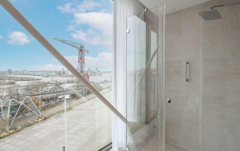 DoubleTree by Hilton NDSM Wharf - Oda