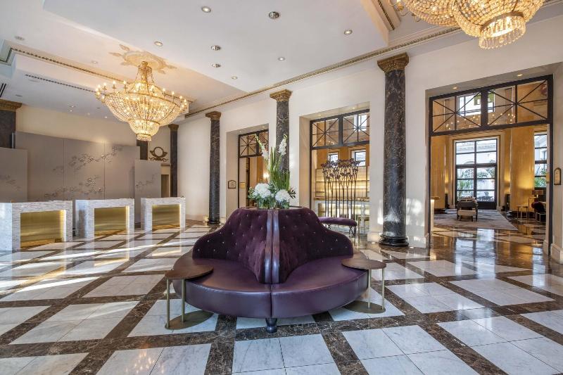 Marriott Hotel Tbilisi - Lobi