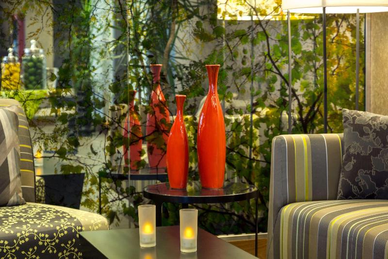 Hilton Garden Inn Midtown East - Lobi
