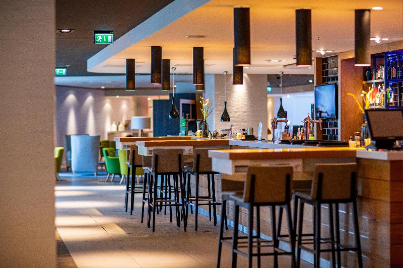 Holiday Inn Express Amsterdam-Arena Towers - Bar