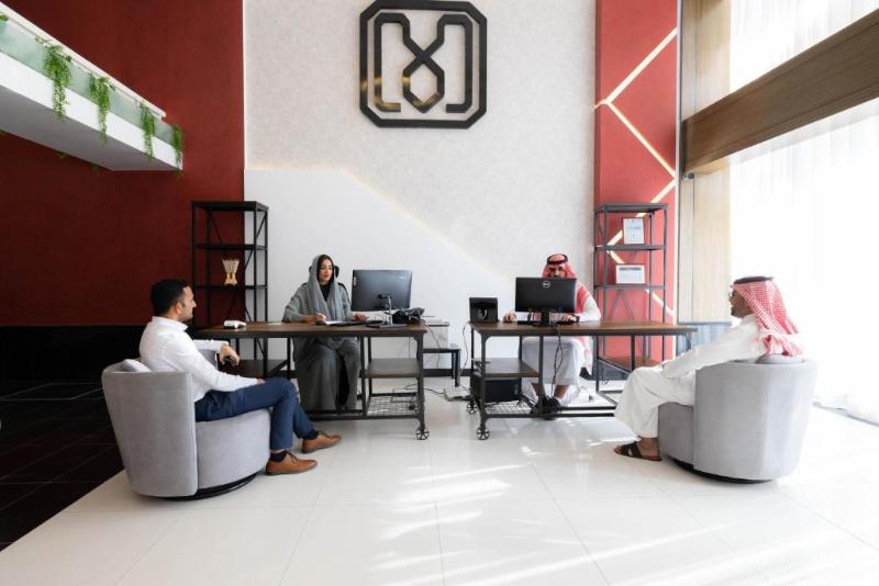 Mira Business Hotel - Lobi
