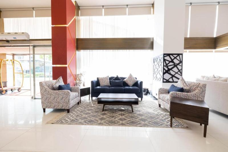 Mira Business Hotel - Lobi