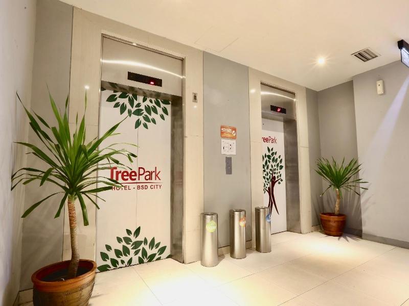 TreePark Hotel BSD City - Lobi