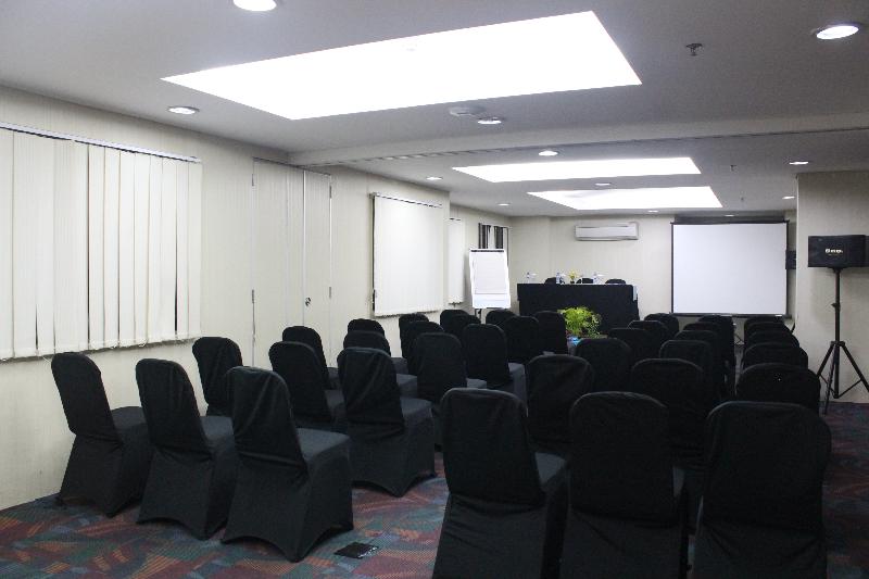Sahid Mutiara Karawaci - Toplantı
