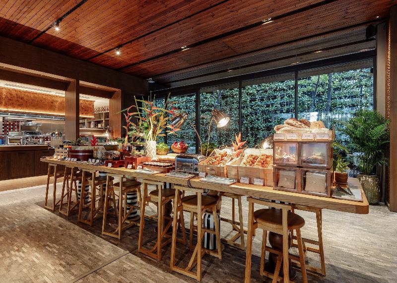 Ad Lib, Bangkok - Restoran