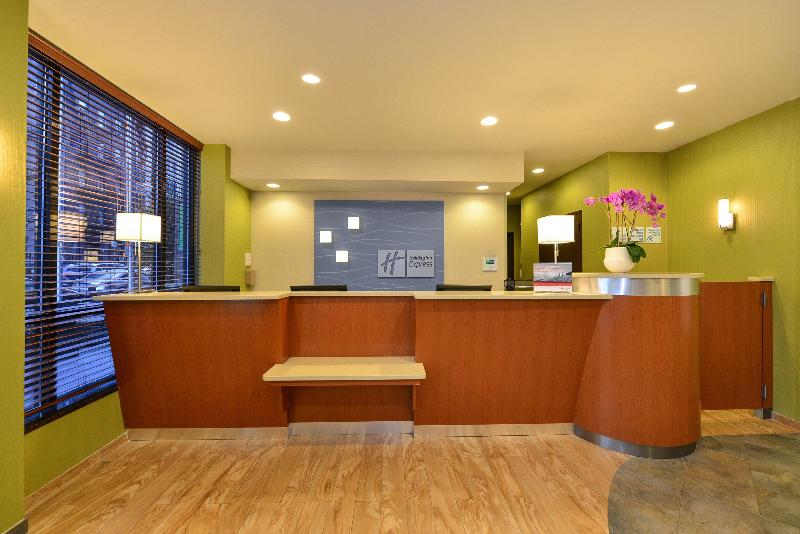 Holiday Inn Express Manhattan Midtown West - Genel