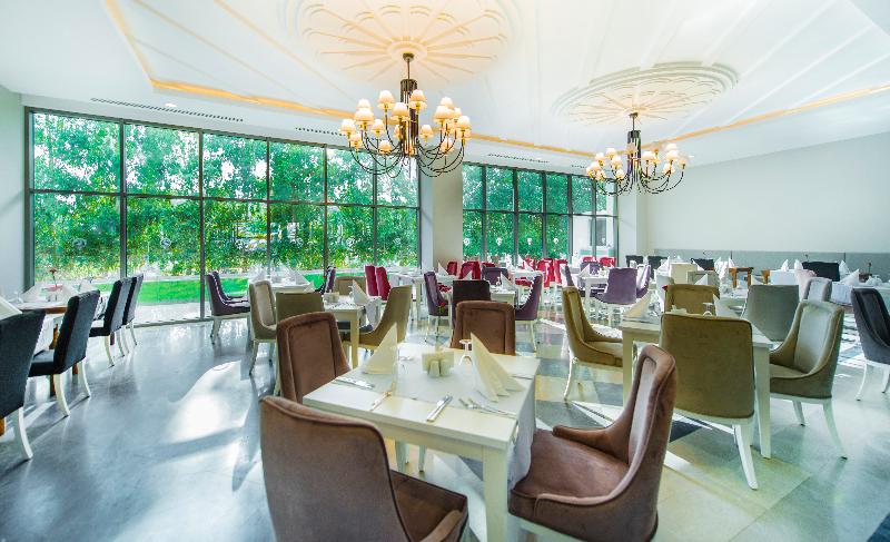 Port Nature Luxury Resort Hotel & Spa - Restoran