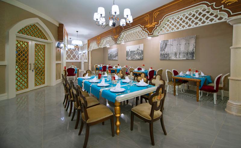 Port Nature Luxury Resort Hotel & Spa - Restoran