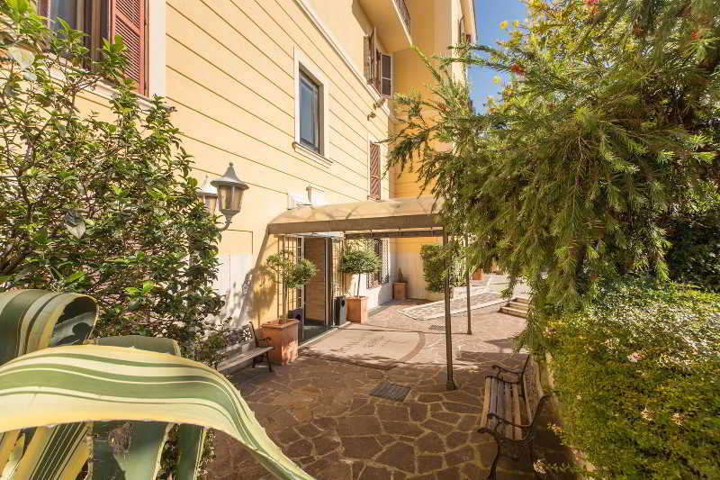 Romoli otel fotoğrafı