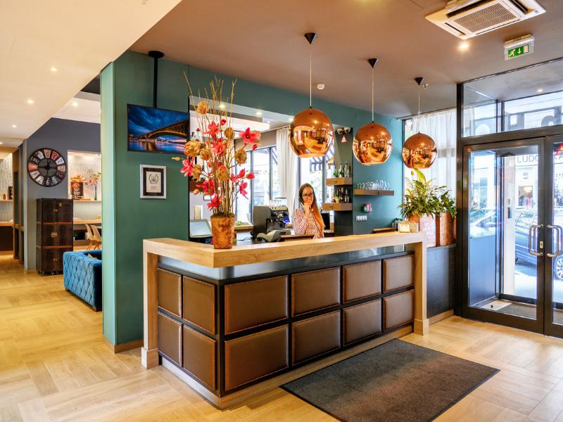Roombach Hotel Budapest Center - Lobi