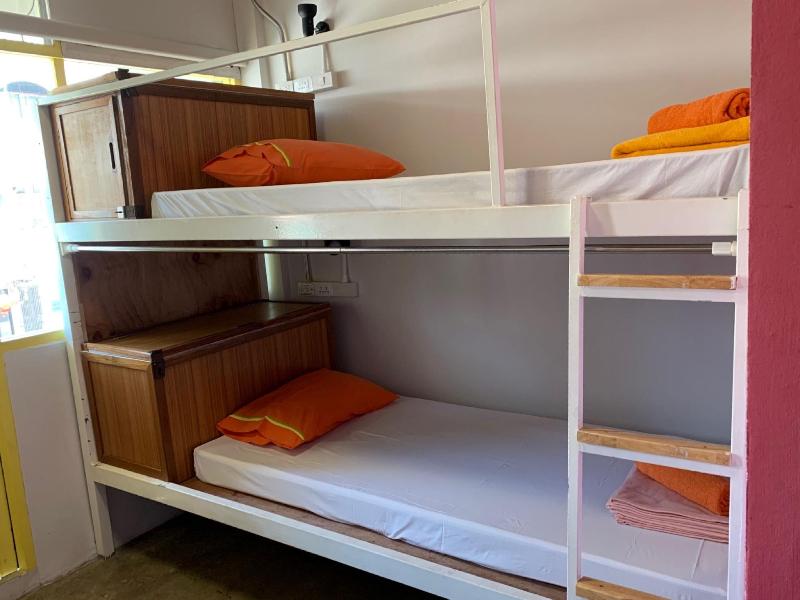Sleep Sheep Phuket Hostel SHA by ZUZU - Oda