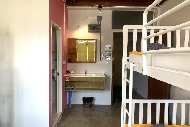 Sleep Sheep Phuket Hostel SHA by ZUZU - Oda