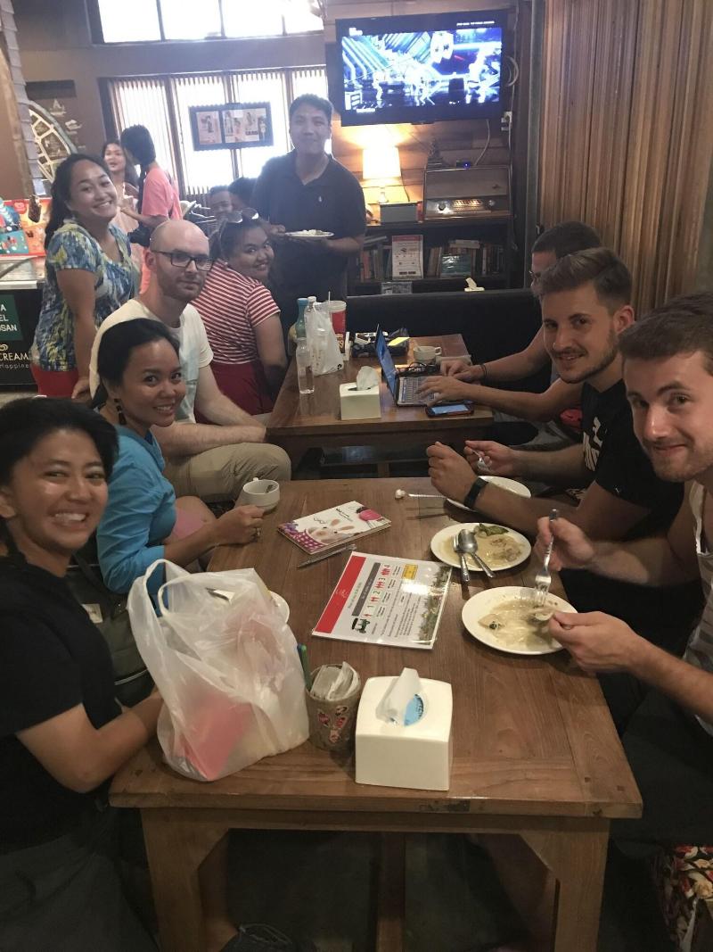 Suneta Hostel Khaosan - Restoran