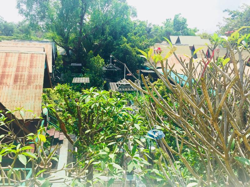 Sam's House Guesthouse - Genel