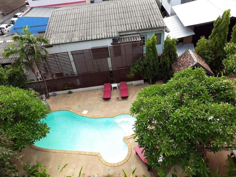 Wiriya House - Havuz