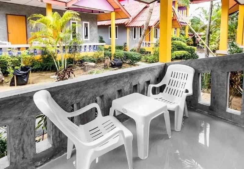 Lanta New Beach Resort - Teras