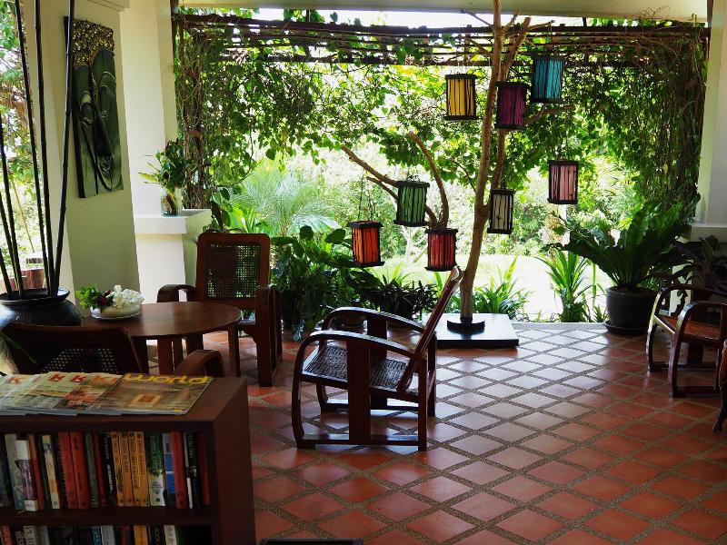 Baan Kantiang See Villa Resort - Lobi