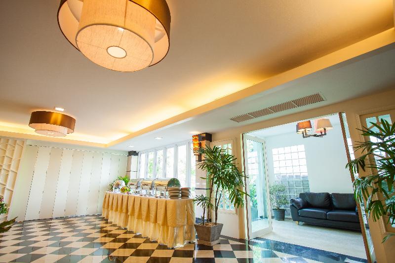 Paradise Hotel Udon Thani - Restoran