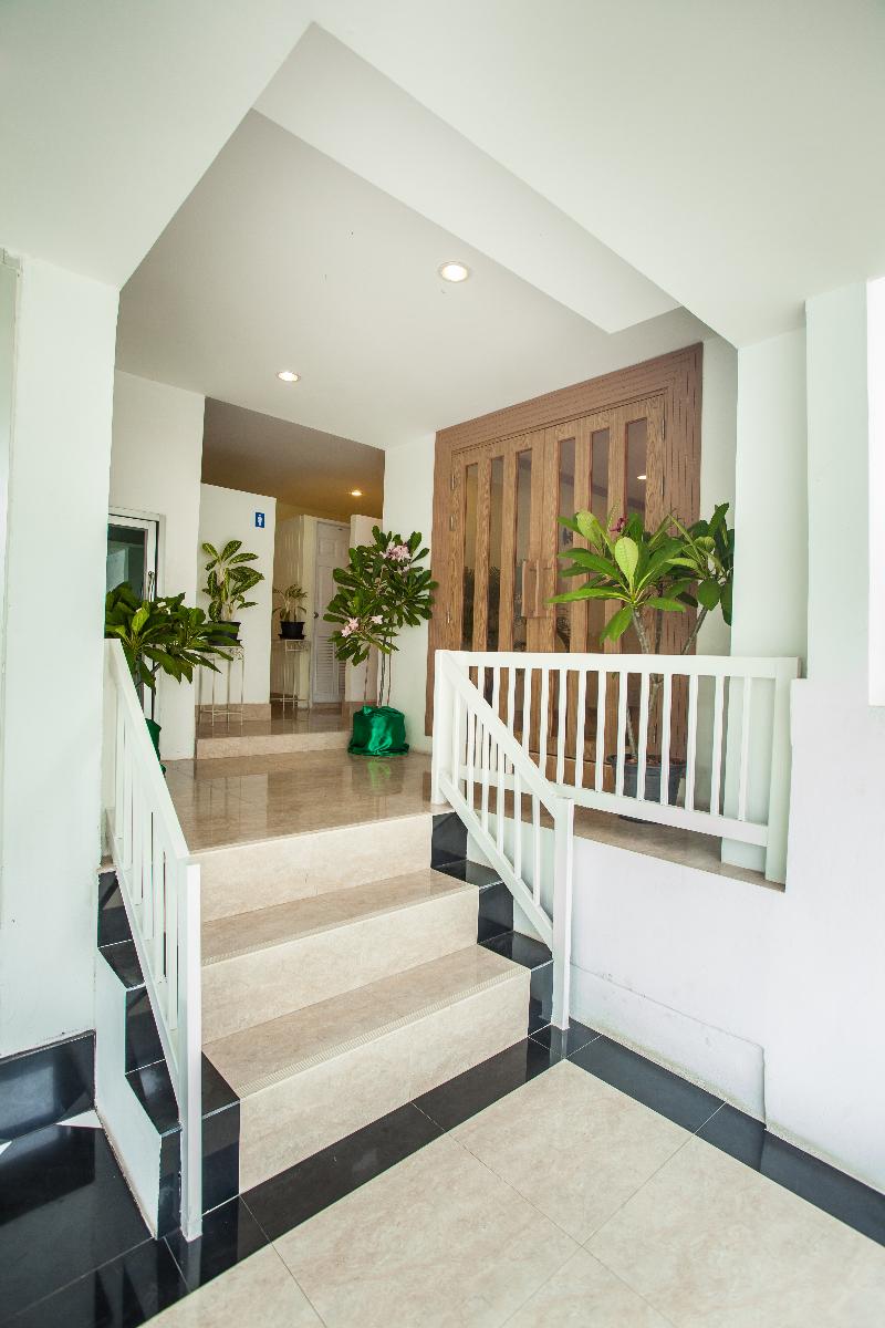 Paradise Hotel Udon Thani - Teras