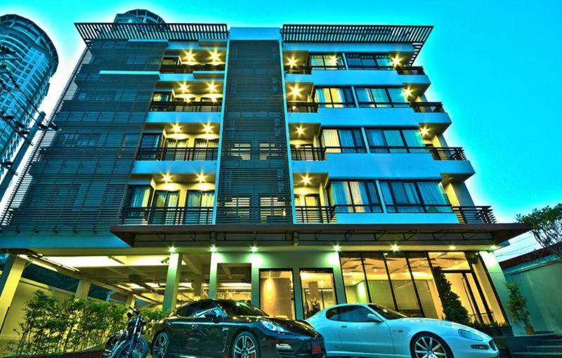 The Present Sathorn - Genel