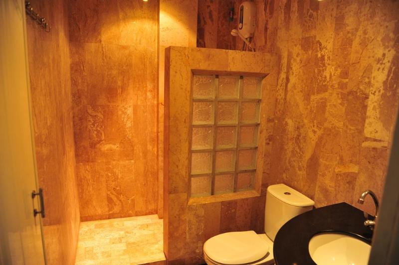 Magic House Hostel - Genel