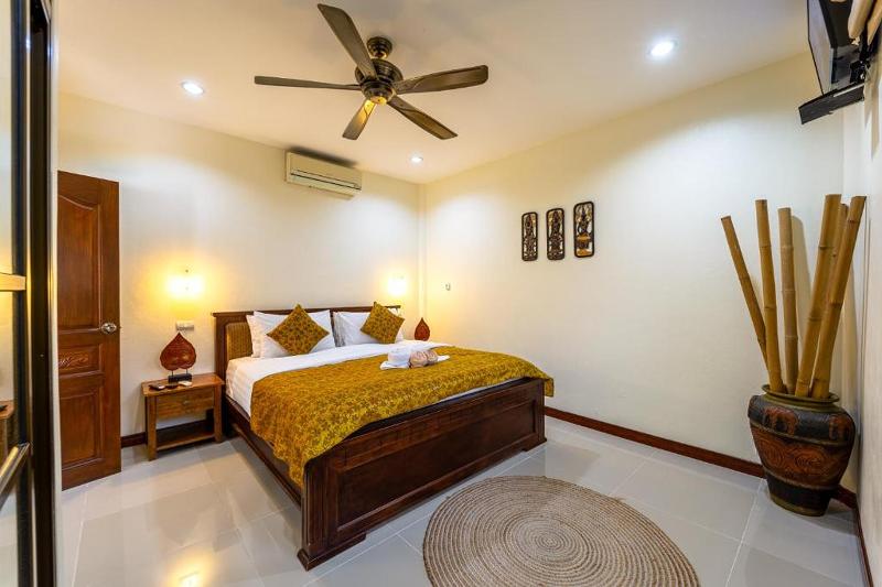 Siam Court Hotel and Resort - Oda