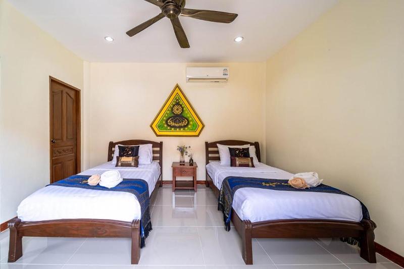 Siam Court Hotel and Resort - Oda