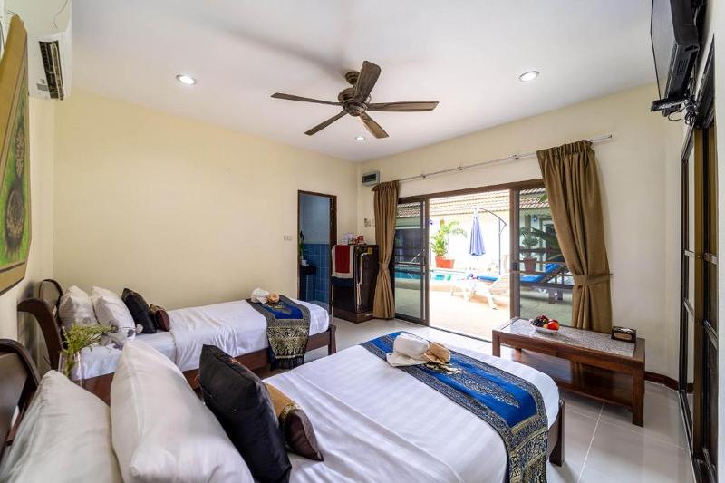 Siam Court Hotel and Resort - Oda