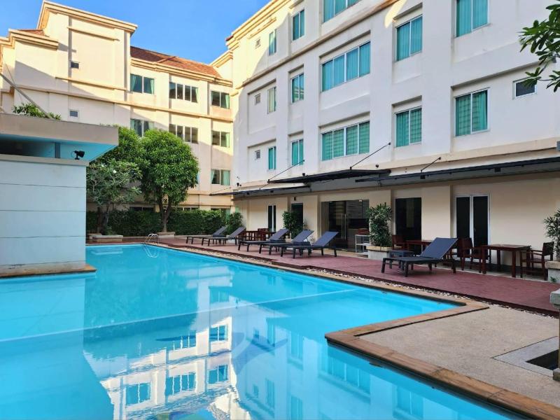 Avion Apart-hotel - Havuz