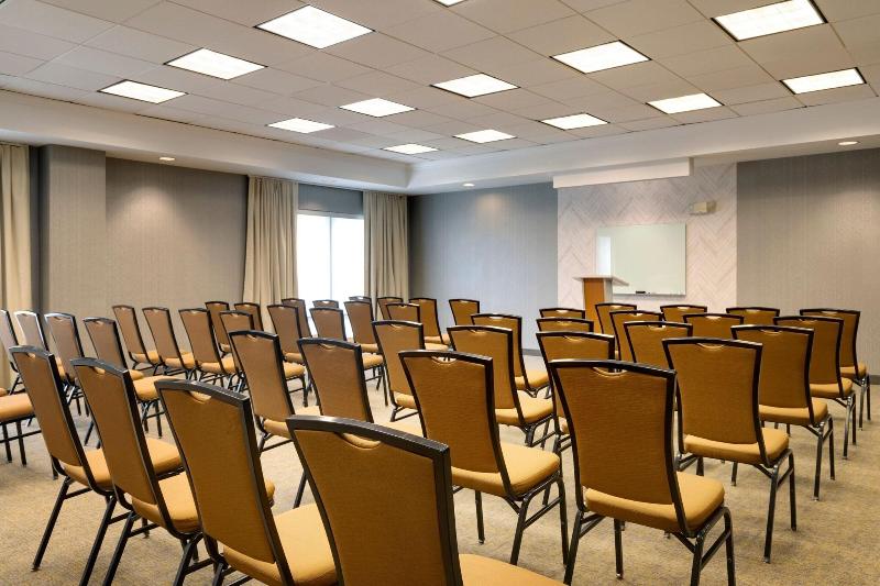 SpringHill Suites Newark Liberty Int. Airpt. - Toplantı