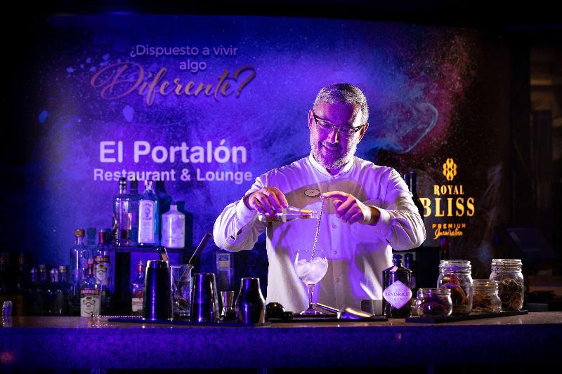 Sol Barbacan - Bar