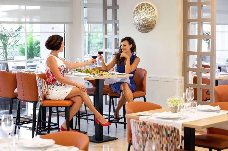 Sol Barbacan - Restoran