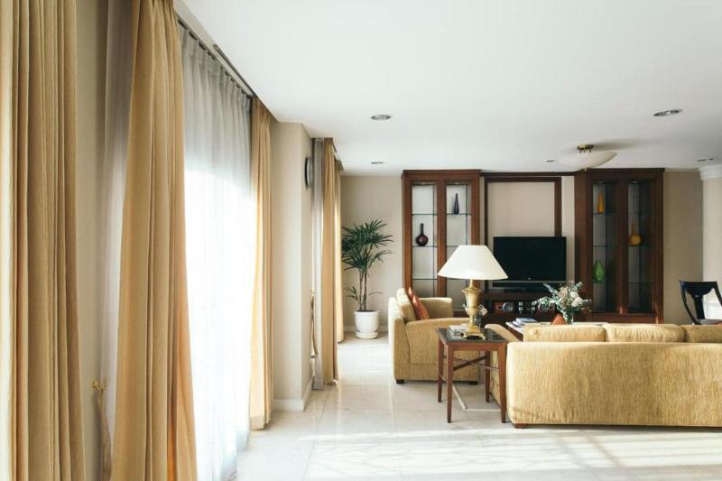 Thomson Residence Bangna - Oda