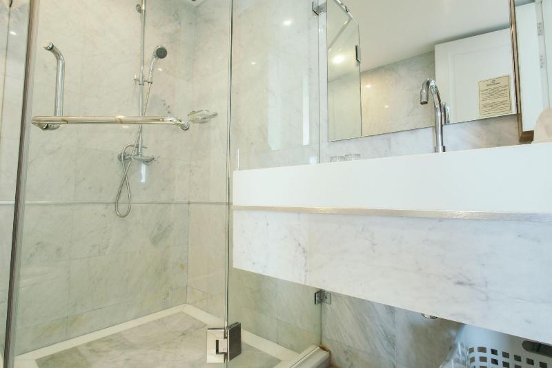 Thomson Residence Bangna - Oda