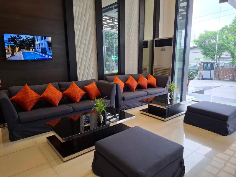 Crystal Suites Suvarnabhumi Airport - Lobi