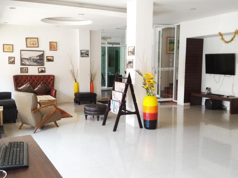 S2s Queen Trang Hotel - Lobi