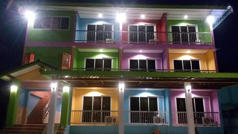 Rueangsri Siri Guesthouse - Genel