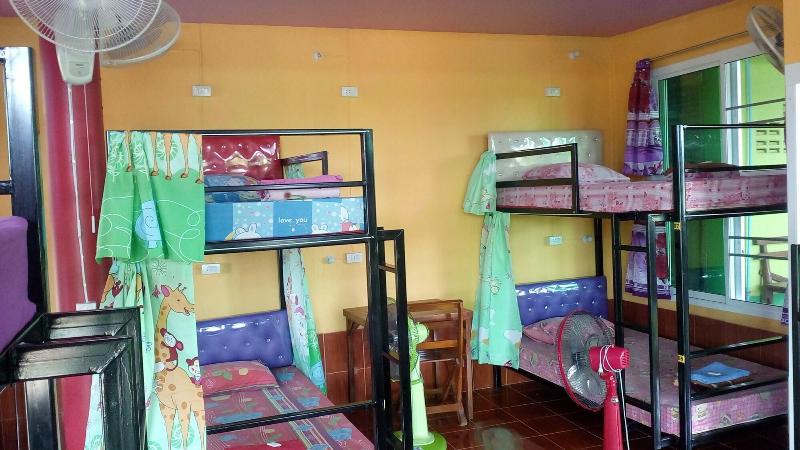 Rueangsri  Siri Guesthouse - Oda